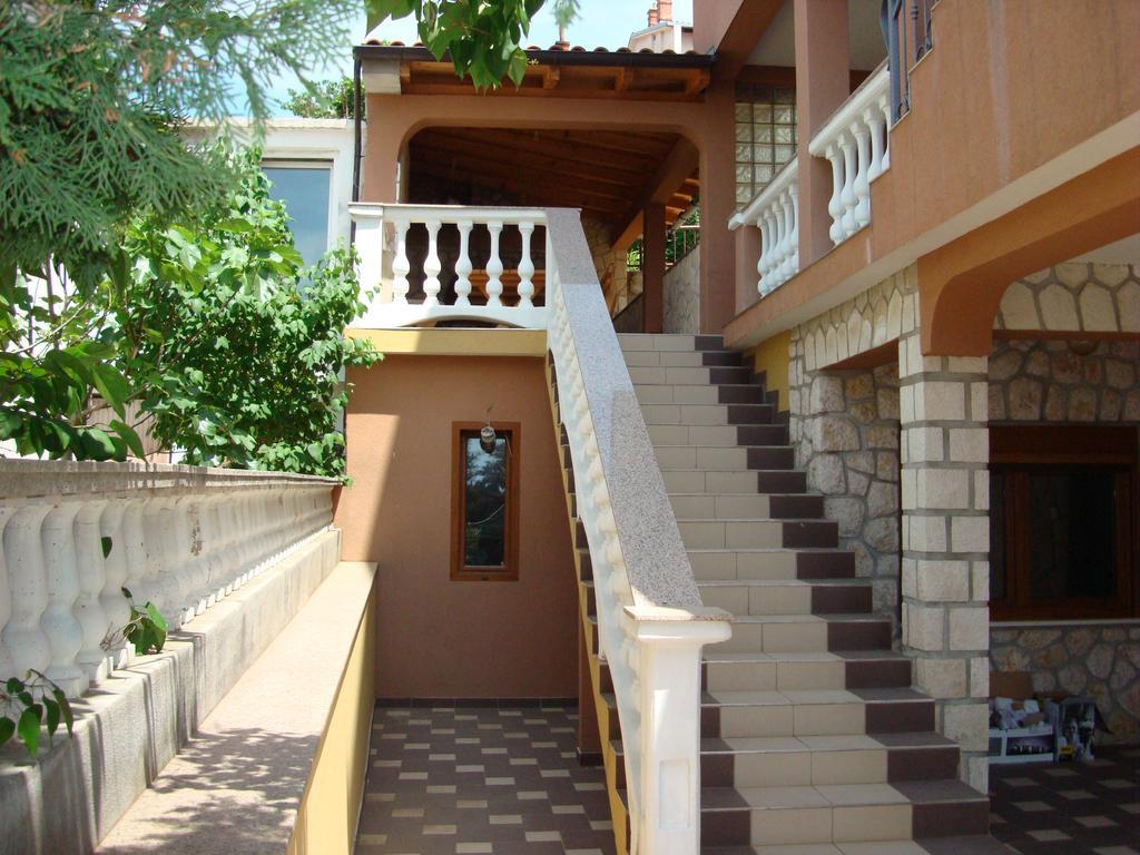 Apartments Klara Novi Vinodolski Ngoại thất bức ảnh