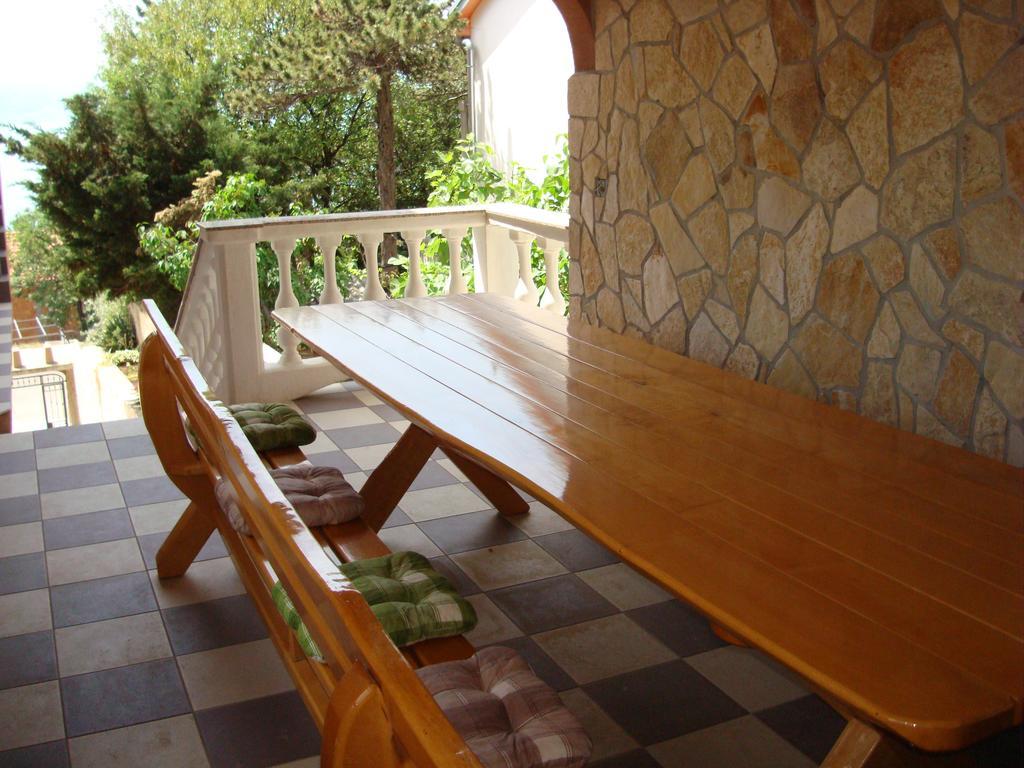 Apartments Klara Novi Vinodolski Ngoại thất bức ảnh